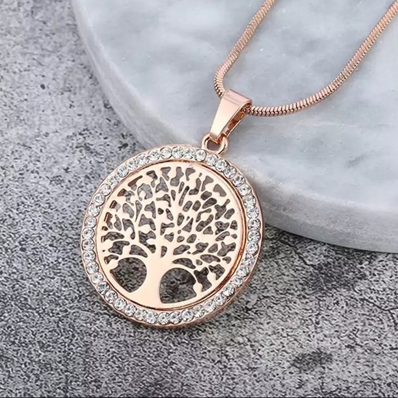 ✨Tree of Life Crystal Encrusted Gold Pendant✨ - Picture 4 of 7